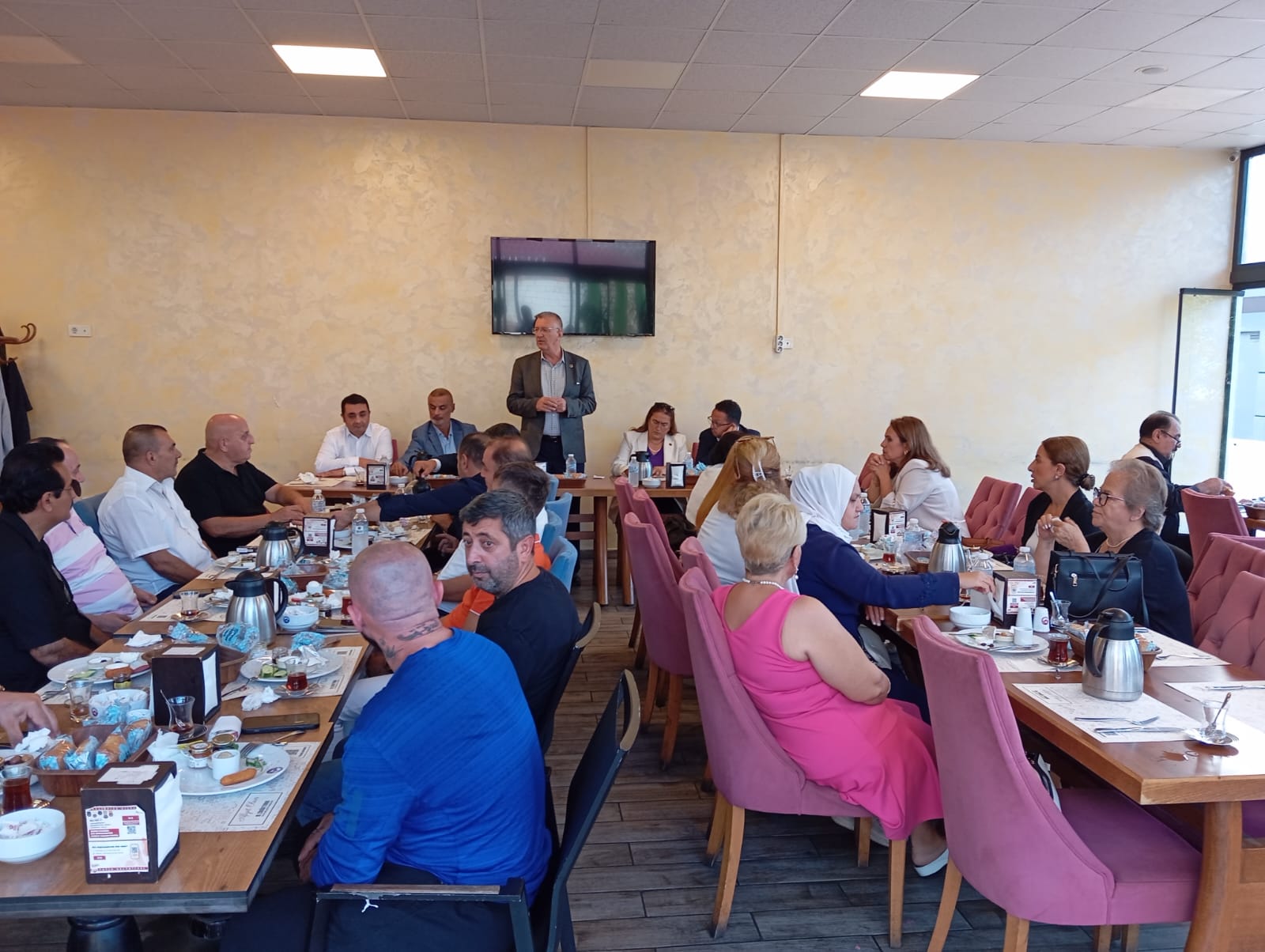 MHP FATİH ilçesi olarak yönetim kurulu toplantımızı gerçekleştirdik.